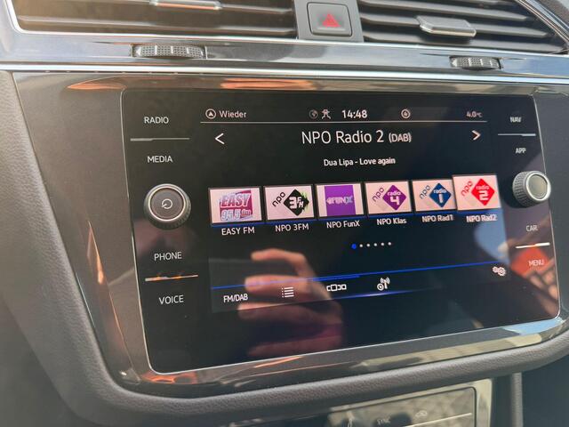 Volkswagen TIGUAN 1.5 TSI R-LINE CARPLAY/NAVI/SIDE ASSIST