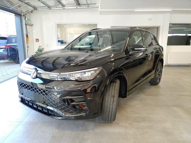 Volkswagen TIGUAN 1.5 eTSI R-LINE PANO-DAK/TREKHAAK/CAMERA/HUD/E-KLEP