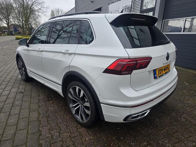 Volkswagen TIGUAN 1.4 TSI E HYBRID R LINE BUSINESS+ pano
