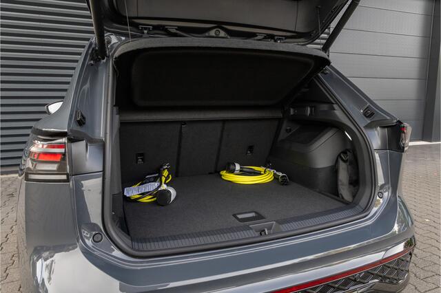 Volkswagen TIGUAN 1.5 eHybrid R-Line Pano-20''-Black