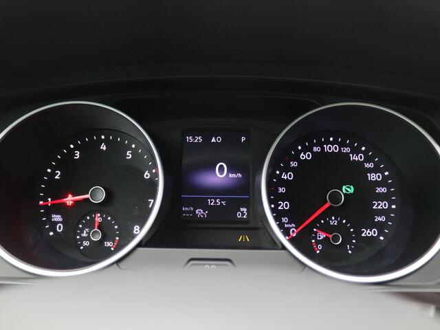 Volkswagen TIGUAN 1.5 TSI ACT Highline Business R-line 150PK DSG Trekhaak, 19" LM Velgen, Achteruitrijcamera, ErgoActive bestuudersstoel, Park assist, Stoelverwarming, Adaptieve Cruise