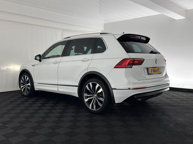 Volkswagen TIGUAN 2.0 TSI 4Motion Highline Aut. *ADAPTIVE-CRUISE | FULL-LED | NAVI-FULLMAP | HEATED-COMFORTSEATS | CAMERA | NAVI-FULLMAP | SHIFT-PADDLES | PRIVACY-GLASS | ECC | PDC | 20''ALU*