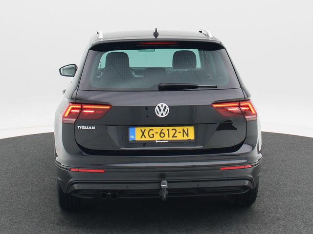 Volkswagen TIGUAN 1.5 TSi 130 Pk Comfortline Business | Trekhaak | CarPlay | Navigatie | Adaptive Cruise | Camera | R17 | 61.277 Km!