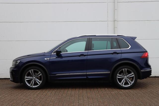 Volkswagen TIGUAN 1.4 TSI Comfortline Business R Panoramadak | Trekhaak | Stoelverwarming | Carplay