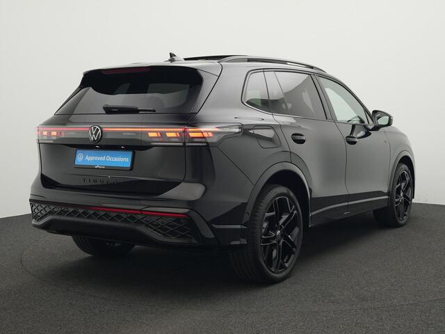 Volkswagen TIGUAN 1.5 eHybrid 204 pk DSG R-Line Edition | R-Line | Panoramadak | Stoel-/stuurverwarming | Standkachel | Park Assist | Side Assist | ErgoActive bestuurdersstoel | 20 inch