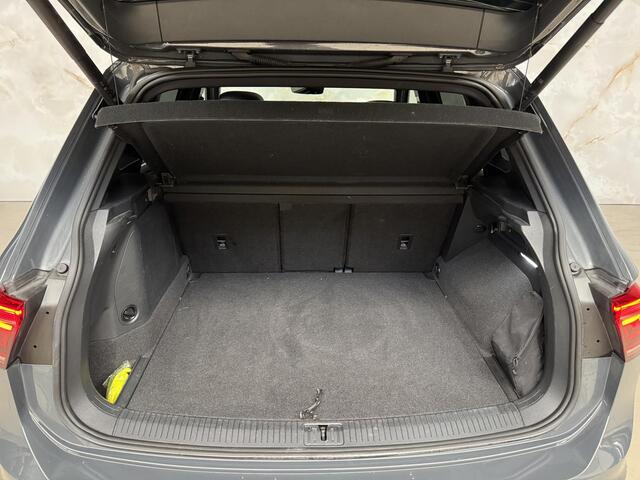 Volkswagen TIGUAN 1.4 TSI eHybrid R-Line / Pano / 360 / Led /
