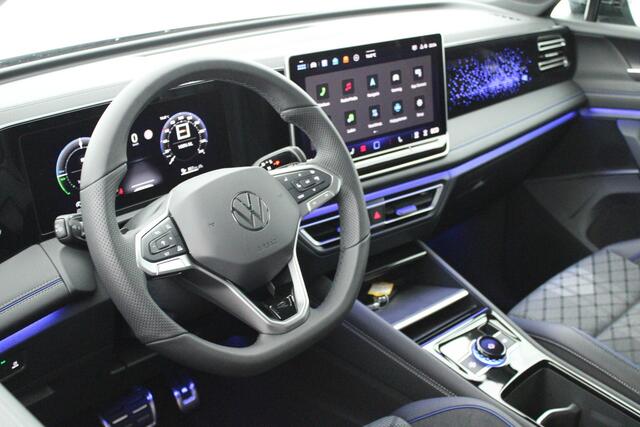Volkswagen TIGUAN 1.5 272pk eHybrid R-Line Edition Trekhaak Camera Keyless Massage Virtual Cockpit Panoramadak Carplay
