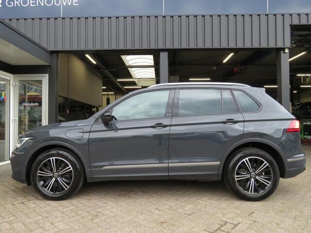 Volkswagen TIGUAN 1.4 TSI 245pk eHybrid ACTIVE / Trekhaak wegklap. / Head up / Camera Etc / BOVAG garantie