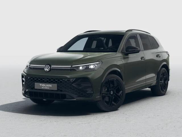 Volkswagen TIGUAN R-Line Edition 1.5 eHybrid 204 PK 6 versn. DSG · Black Style Pakket · Panoramaschuif-kanteldak · Trekhaak inklapbaar, met elektrische ontgrendeling, incl. aanhangermanoeuvreerhulp Trailer Assist ·