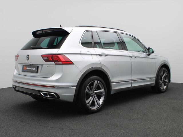 Volkswagen TIGUAN 1.4 TSI eHybrid R-Line Business+ 245PK DSG SOH 90%, Trekhaak, Achteruitrijcamera, Keyless, Elektr. Achterklep, 19" LM Velgen, Stoel-Stuurverwarming, Side Assist