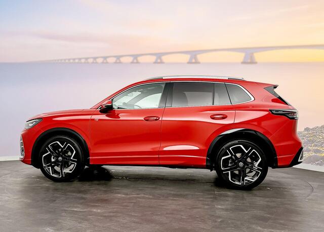 Volkswagen TIGUAN 1.5 eTSI R-Line Edition DSG7 150pk Black Style