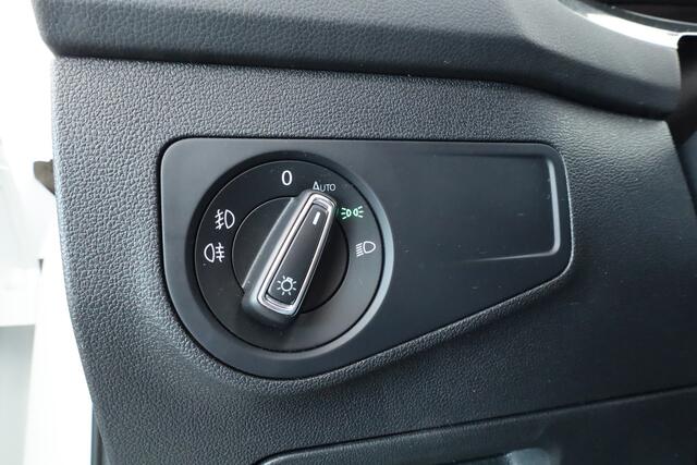 Volkswagen TIGUAN 2.0 TSI 4Motion R-Line DSG 220pk! | Pano | 360cam | Elek. Trekhaak | Adapt. Cruise | Stoelverw. | 20'' | Digi. Dashboard