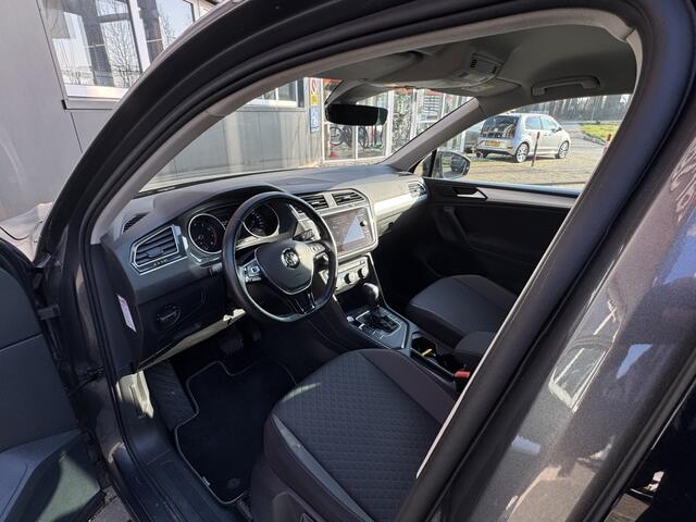 Volkswagen TIGUAN 1.5TSI 150PK aut. Comfortline Business/Camera/Trekh/Dode hoek/Ad
