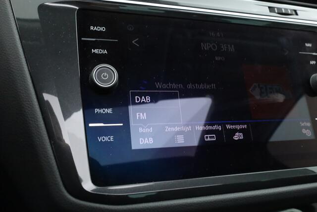 Volkswagen TIGUAN 1.4 TSI ACT Highline DSG | Digi. Dashboard | Pano | Leder | Stoel- Stuurverw . | 360cam | Elek. Trekhaak