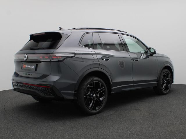 Volkswagen TIGUAN 1.5 eHybrid R-Line Edition 272PK DSG Pano-Schuifdak, Black Style, Trekhaak, 20" LM Velgen, Head-Up Display, Harman-Kardon, Matrix LED-Verlichting, 360gr. Camera, Navi, Elektr. Achterklep