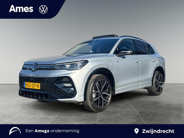 Volkswagen TIGUAN 1.5 204pk eHybrid R-Line Edition Black Style Pakket | Panoramaschuif-kanteldak | Parkeerassistent 'Park Assist Pro'