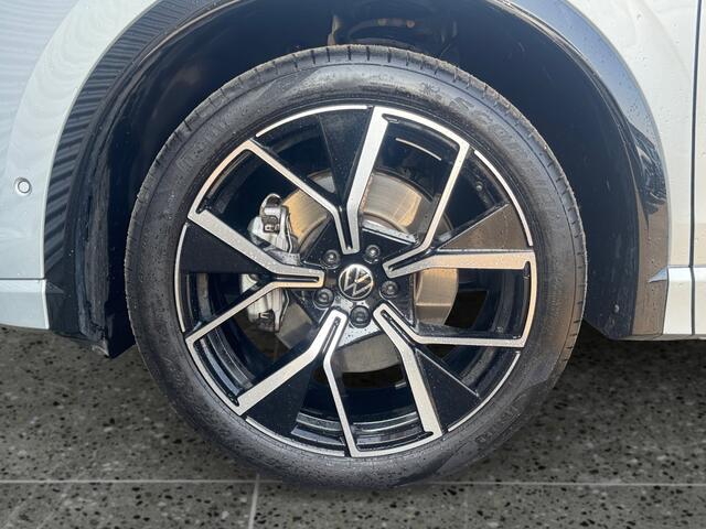 Volkswagen TIGUAN 1.5 204pk eHybrid R-Line Edition Black Style Pakket | Panoramaschuif-kanteldak | Parkeerassistent 'Park Assist Pro'