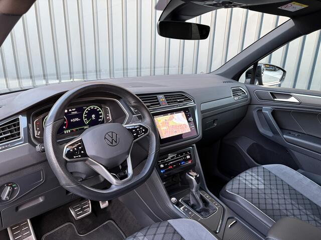 Volkswagen TIGUAN 1.5 TSI R-Line Business+ | Keyless | Camera | Elk-A-klep | IQ light | Prijs Rijklaar!!