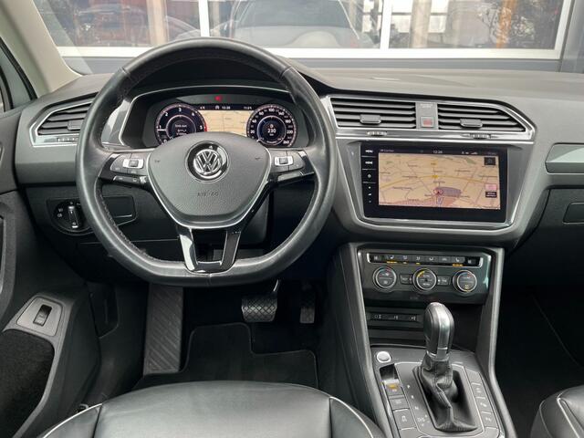 Volkswagen TIGUAN 2.0 TDI 4M. 240PK R-LINE DSG - LEDER - PANO - TREKH.