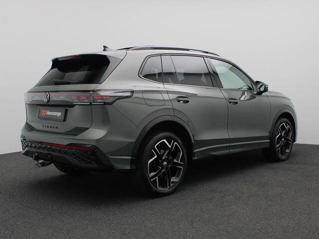 Volkswagen TIGUAN 1.5 eHybrid R-Line Edition 272PK DSG SOH 100%, Pano-Schuifdak, Trekhaak, Black Style, 20" LM Velgen, Leder, Memorystoel, Elektr. Achterklep, Matrix LED-Verlichting, 360gr. Camera, Harman Kardon Audio