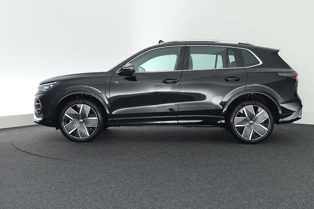 Volkswagen TIGUAN 1.5 272pk eHybrid R-Line Edition Trekhaak Camera Keyless Massage Virtual Cockpit Panoramadak Carplay