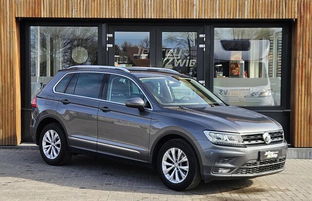 Volkswagen TIGUAN 1.4 TSI ACT Comfortline Business full led. stoelverwarming. apple carplay. automaat. trekhaak.
