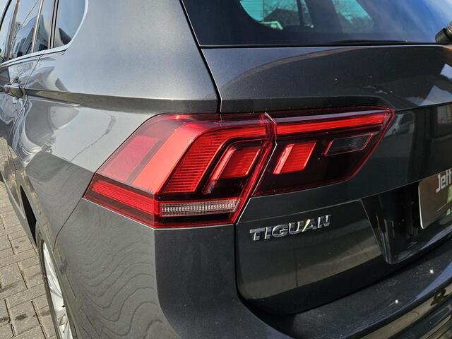 Volkswagen TIGUAN 1.4 TSI ACT Comfortline Business full led. stoelverwarming. apple carplay. automaat. trekhaak.