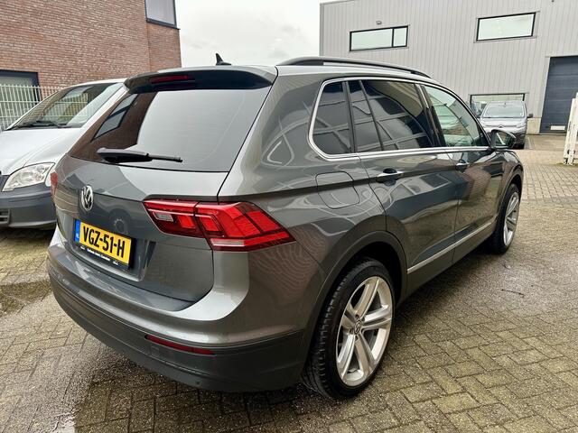 Volkswagen TIGUAN 2.0 TDI 150pk DSG/Aut. Grijs kenteken/Van Airco,Cruise,Navi,Camera,Sfeerverl,Pdc,19 Lmv