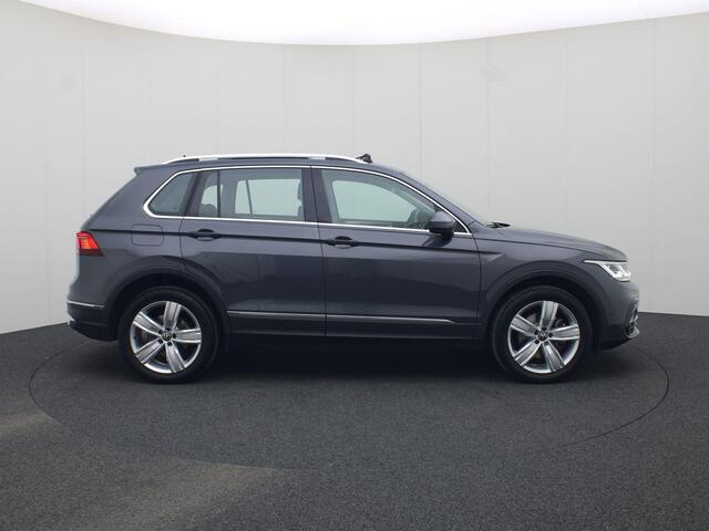 Volkswagen TIGUAN 1.4TSIeHybrid 180kW/245PK Elegance DSG · Panoramadak · Trekhaak · Apple/Android Car Play · Stoelverwarming ·