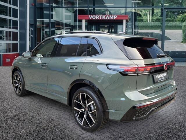 Volkswagen TIGUAN 1.5 eTSI R-LINE TREKHAAK/PANO-DAK/CAMERA/ACC/ELEK-KLEP/HUD