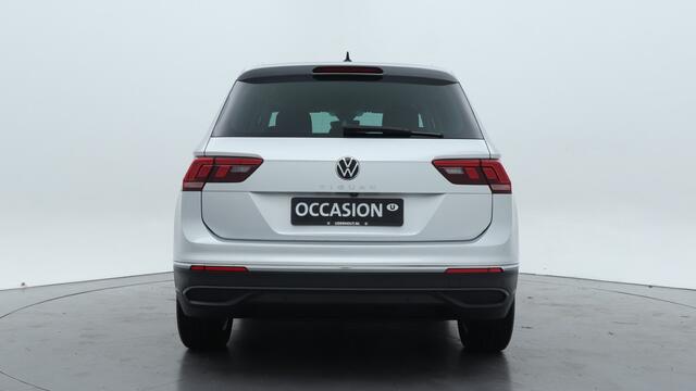 Volkswagen TIGUAN 1.5 TSI 150pk Life Business DSG / Navigatie / Stoelverwarming / Camera / Trekhaak