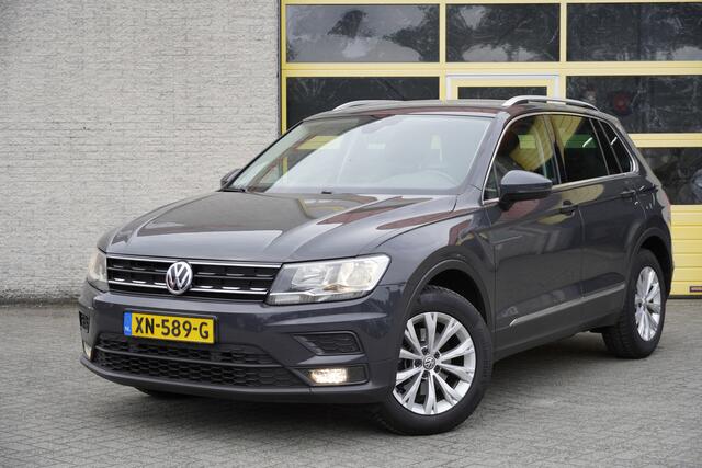 Volkswagen TIGUAN 1.5 TSI ACT 150PK! Automaat Comfortline BJ2019 Lmv 17" | Led | Pdc | Navi | Elek. achterklep | Climate control | Cruise control | Extra getint glas