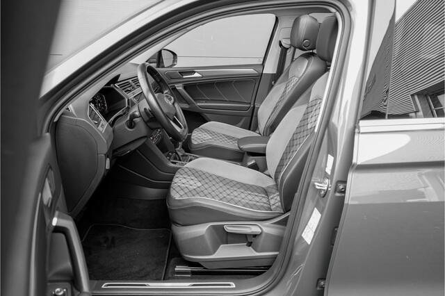 Volkswagen TIGUAN 1.4 TSI eHybrid R-Line Business+ Pano ACC Camera