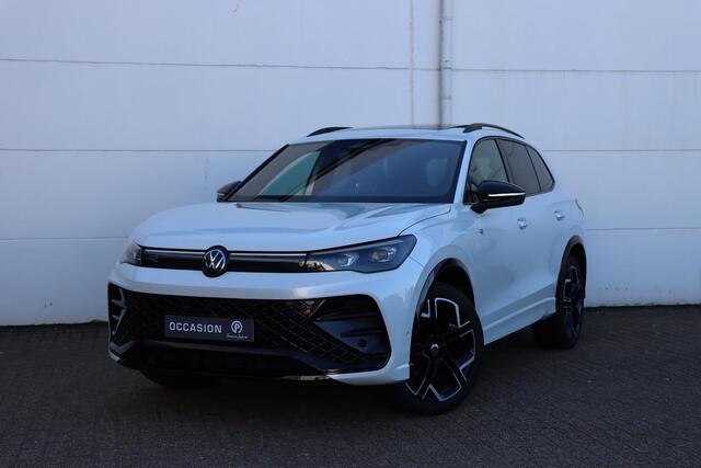 Volkswagen TIGUAN R-Line Business 1.5 150 pk DSG IQ.Light | Pano | Harman Kadon