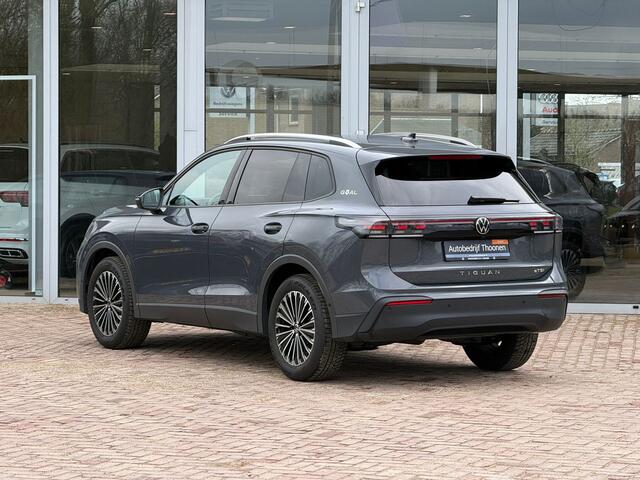 Volkswagen TIGUAN 1.5 eTSI Life Edition 150pk | Trekhaak | 360° camera | Keyless