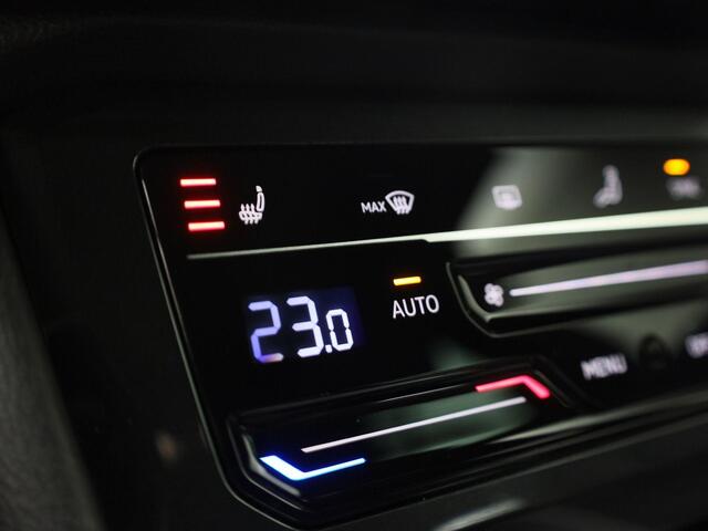 Volkswagen TIGUAN 1.4TSIeHybrid 180kW/245PK R-Line DSG · Leder · Panoramadak · Trekhaak · Stoelverwarming ·