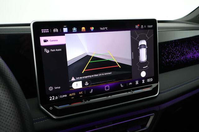 Volkswagen TIGUAN 1.5 204pk eHybrid R-Line Edition Black Style Camera Panoramadak Massage Stoelverwarming Keyless Virtual Cockpit Navigatie