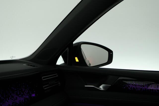 Volkswagen TIGUAN 1.5 204pk eHybrid R-Line Edition Black Style Camera Panoramadak Massage Stoelverwarming Keyless Virtual Cockpit Navigatie