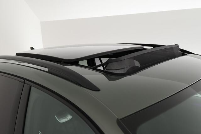 Volkswagen TIGUAN 1.5 204pk eHybrid R-Line Edition Black Style Camera Panoramadak Massage Stoelverwarming Keyless Virtual Cockpit Navigatie