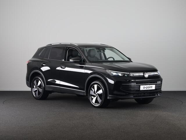 Volkswagen TIGUAN 1.5 eHybrid Life 204 PK | Navigatie | Wegklapbare trekhaak | Verlengde garantie