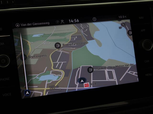 Volkswagen TIGUAN 1.5TSI/150PK R-Line Business DSG · Panoramadak · Camera + Parkeersensoren · Trekhaak