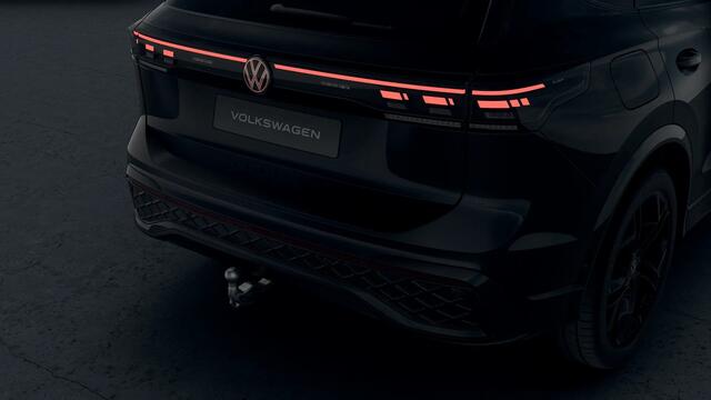 Volkswagen TIGUAN 1.5 eHybrid 204 6DSG R-Line Edition | 'App-Connect' draadloze smartphone integratie | Automatische afstandsregeling (Adaptive Cruise Control) | Black Style Pakket