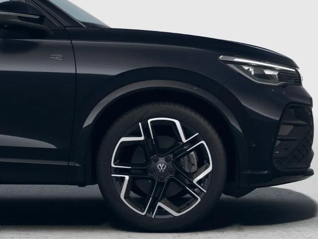 Volkswagen TIGUAN R-Line Edition 1.5 eHybrid 204 PK 6 versn. DSG · Achteruitrijcamera · Draadloze telefoonverbinding · Black style pakket ·