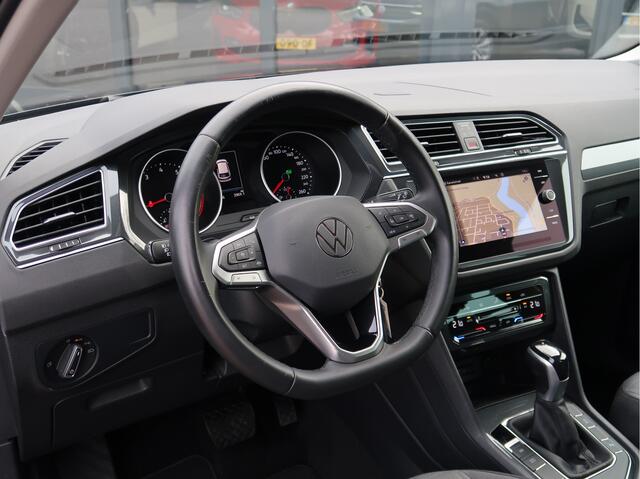 Volkswagen TIGUAN 1.5 TSI Life Automaat | Executive | Navigatie | Pdc |