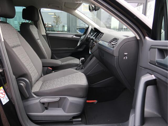 Volkswagen TIGUAN 1.5 TSI Life Automaat | Executive | Navigatie | Pdc |
