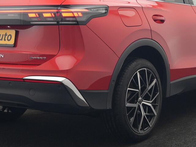 Volkswagen TIGUAN 1.5 eHybrid Elegance 204pk Plug In Hybrid | Panodak | Trekhaak af Fabriek | Adaptive Cruise | Head Up | 360 Camera | Alcantara Sportstoelen Massage | 20"L.M | IQ Light | Keyless |