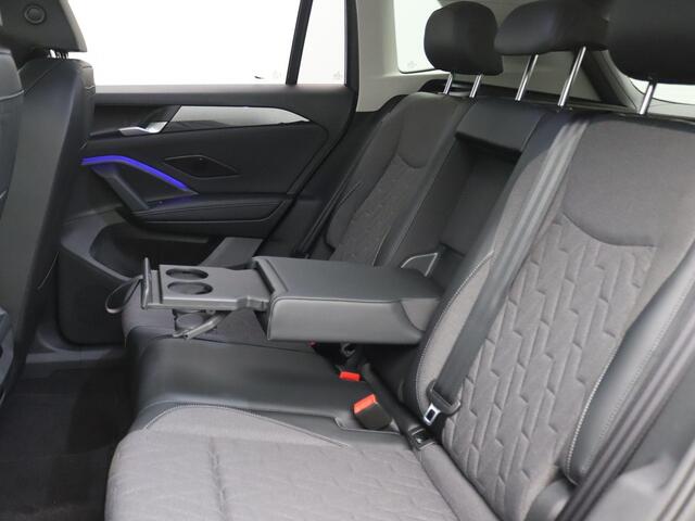 Volkswagen TIGUAN 1.5 eHybrid Life Edition 204PK DSG Trekhaak, 18" LM Velgen, Keyless, Achteruitrijcamera, Side Assist, Navi via Apple Carplay/Android Auto, Adaptieve Cruise Control, Stoel-Stuurverwarming, Elektr. Achterklep