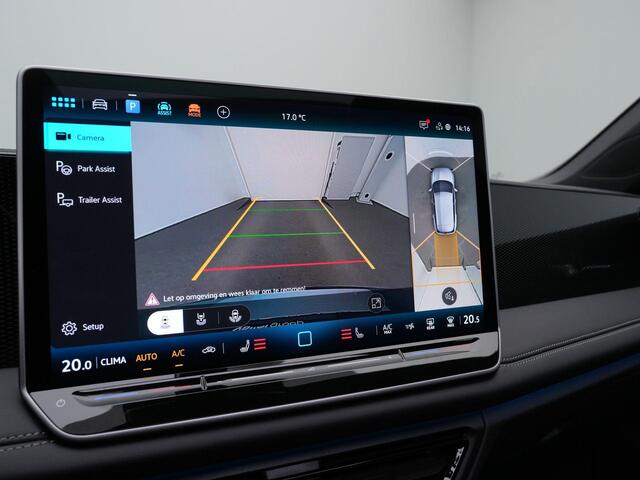 Volkswagen TIGUAN 1.5 eHybrid 204 pk Life | Panoramadak | Trekhaak | Adaptief onderstel | Head-up display | 360 Camera | Stuur-/achterbankverwarming