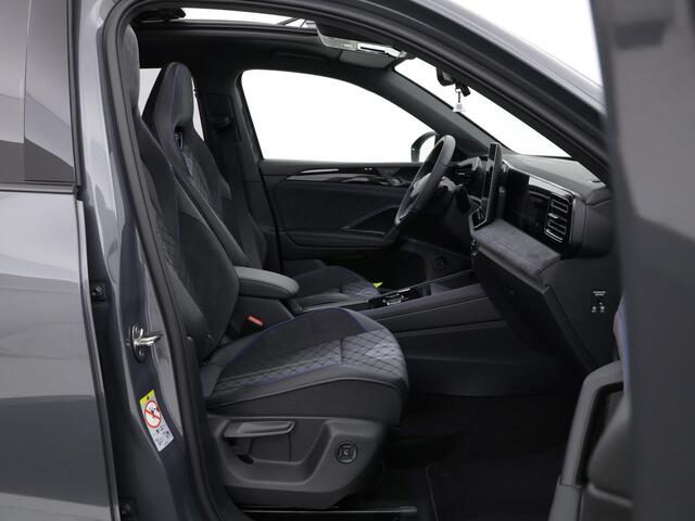 Volkswagen TIGUAN R-Line Edition 1.5 eHybrid 204 PK 6 versn. DSG · Achteruitrijcamera · Draadloze telefoonverbinding · Black Style Pakket · Panoramaschuif-kanteldak ·