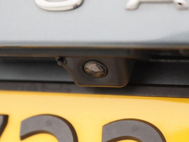 Volkswagen TIGUAN Allspace 1.5 TSi 150 Pk Automaat R-Line Business+ 7 Pers | Panorama Dak | Stoel/Stuur Verwarming | Camera | Adaptive Cruise | Full LED | 19 Inch 84.135 Km !!